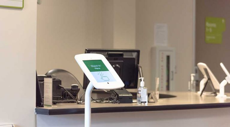 Revitalizing Healthcare: Lessons from the Retail Industry 