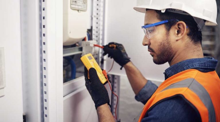 Maintenance Worker Electrocuted, Dies