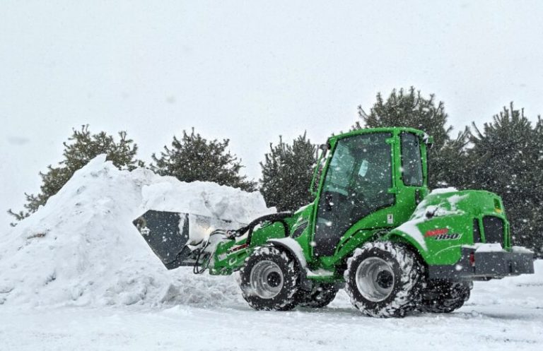 Snow storage and removal tips for maintenance managers