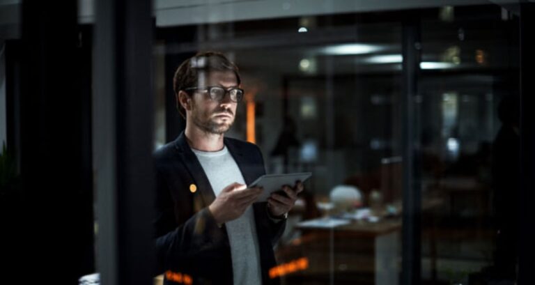 Can switching to ‘chrono-working’ improve mental health?