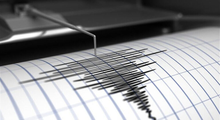 Canada’s first tsunami evacuation tower built in B.C.