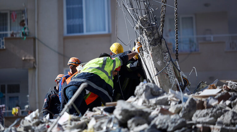 Impact of Earthquakes Considered in Resilient Designs 